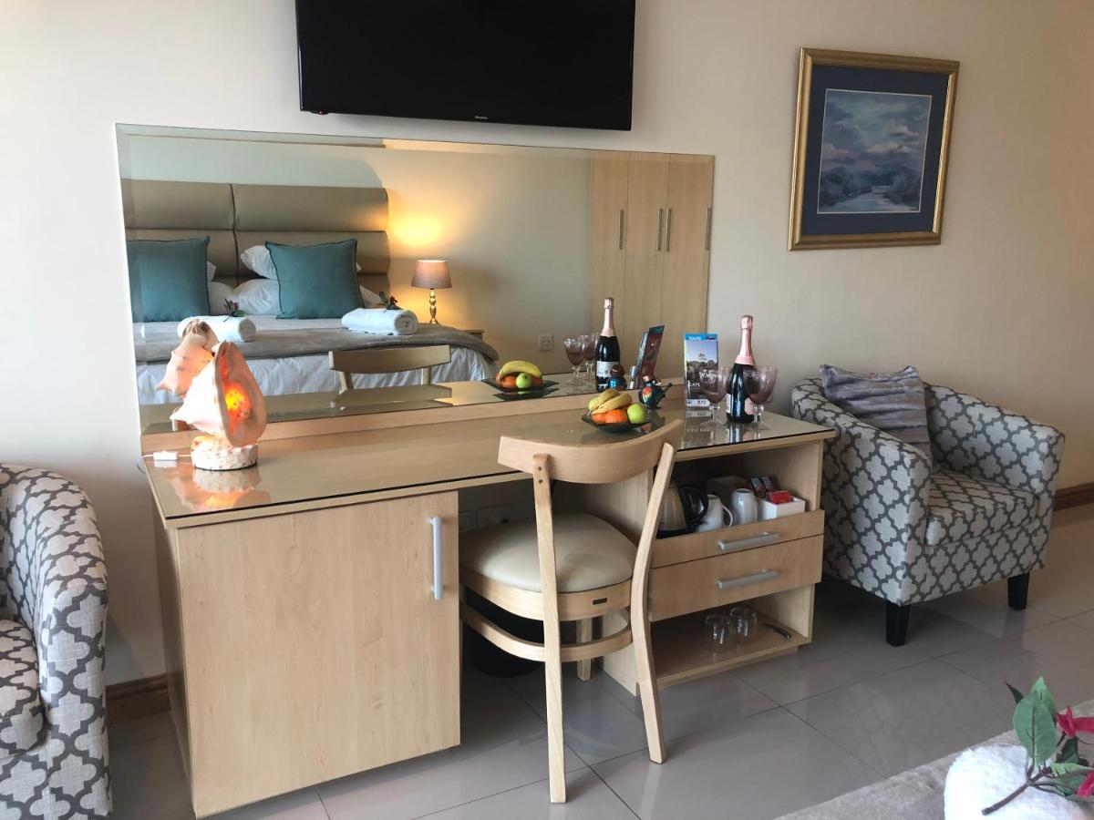 1 Mountain Rd Boutique B & B Fish Hoek Exteriör bild