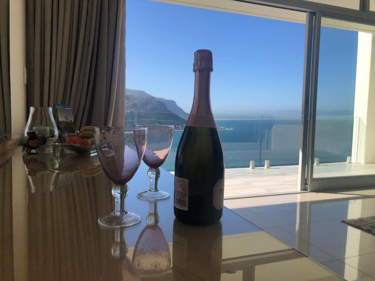 1 Mountain Rd Boutique B & B Fish Hoek Exteriör bild